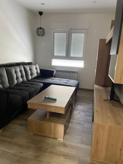 Adoracte 4 Mieres Apartamentos 외부 사진
