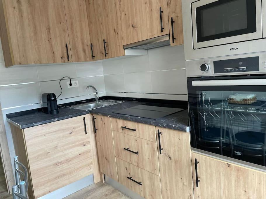 Adoracte 4 Mieres Apartamentos 외부 사진