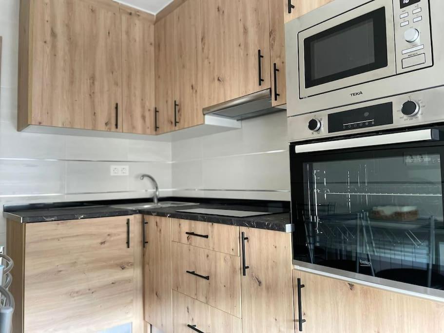 Adoracte 4 Mieres Apartamentos 외부 사진
