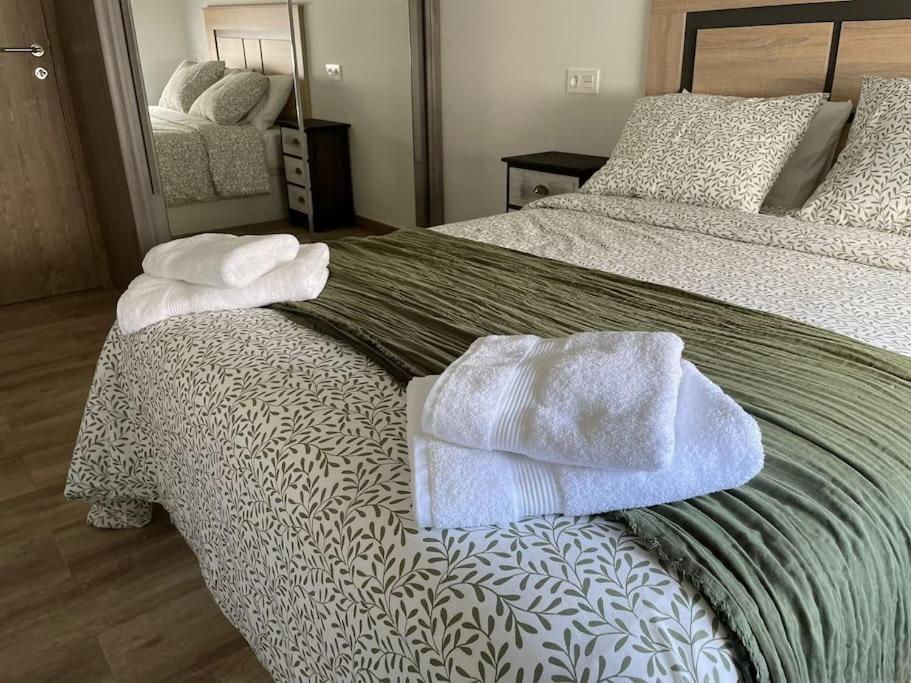 Adoracte 4 Mieres Apartamentos 외부 사진